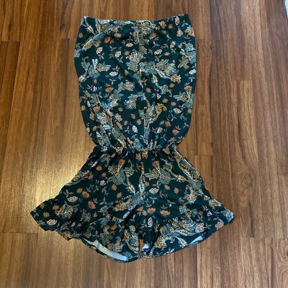 Kaiya Desings Romper size Small - Picture 1 of 13
